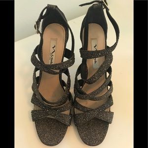 Nina Black & Gold Heels